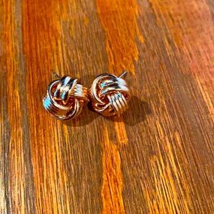 rose gold knot earring studs